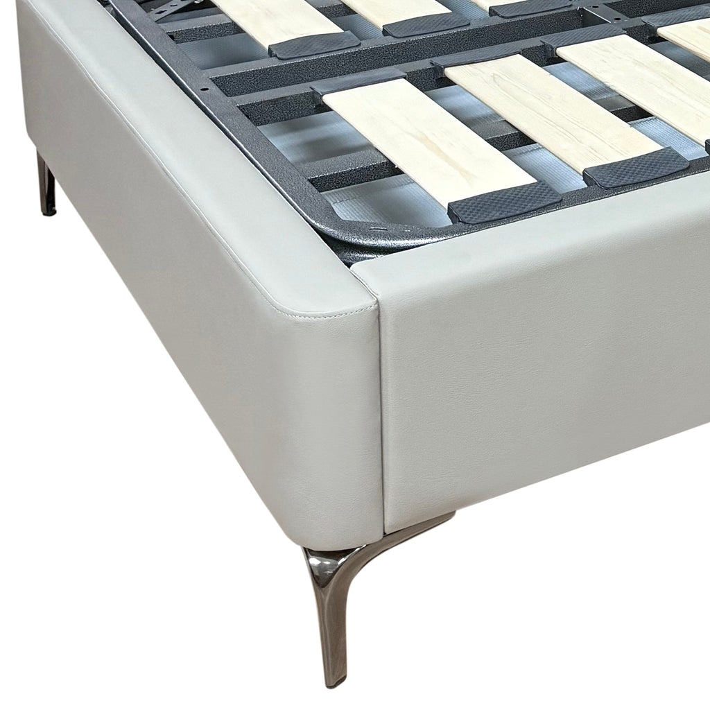 (陳列品)鋼腳皮床架