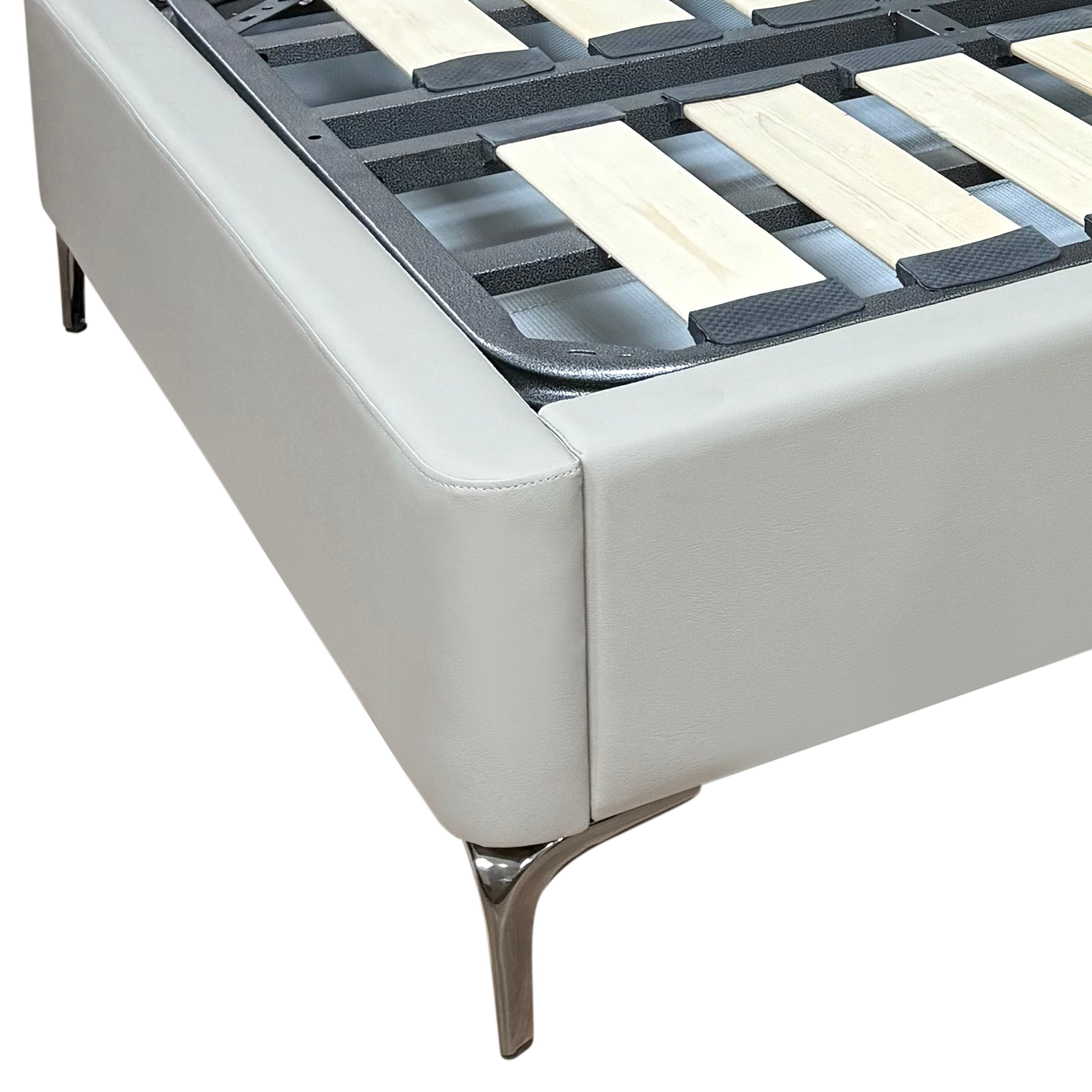 (陳列品)鋼腳皮床架