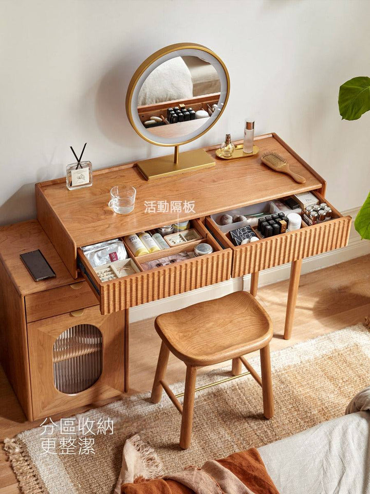 Vintage dressing table