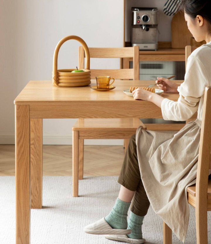 Amsterdam oak dining table