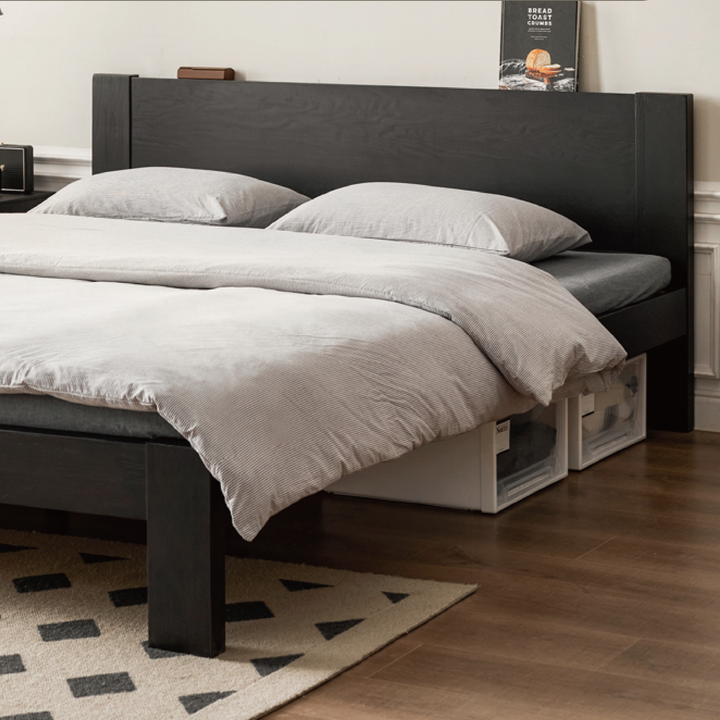 Smoky Dark Wide Board Bed  