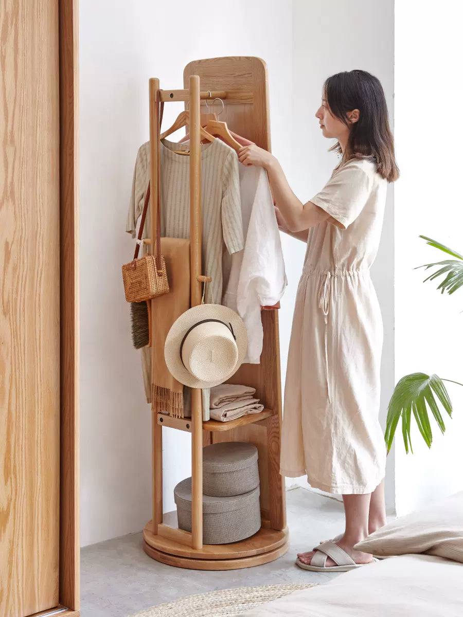 Rotatable Oak Rack with Mirror