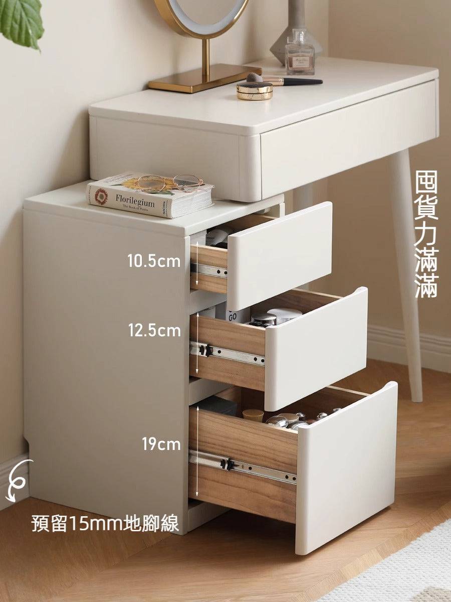 Beonka Dresser