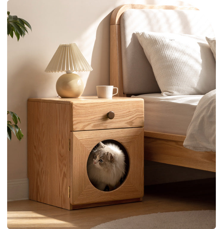 Oaky cabinet for cats